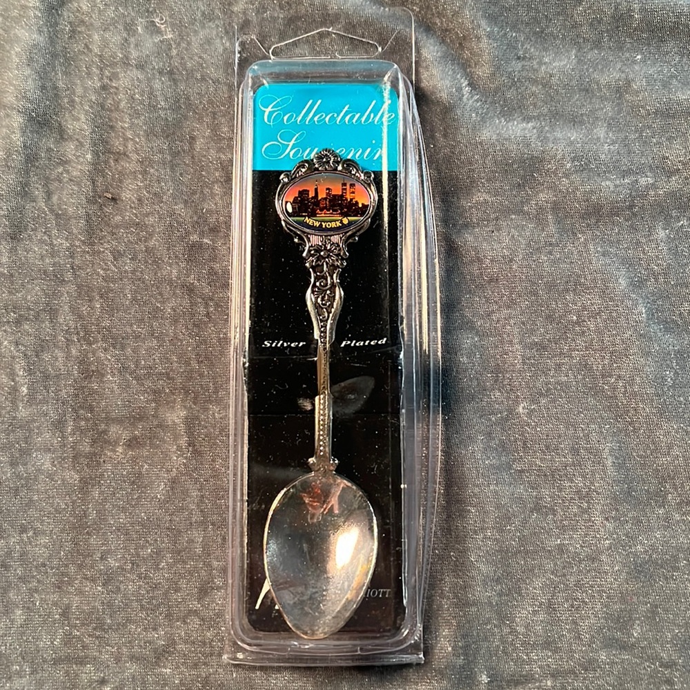 Collectible New York silver plated souvenir spoon
